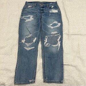 American Eagle Vintage High Rise Distressed Straight Jeans 10R